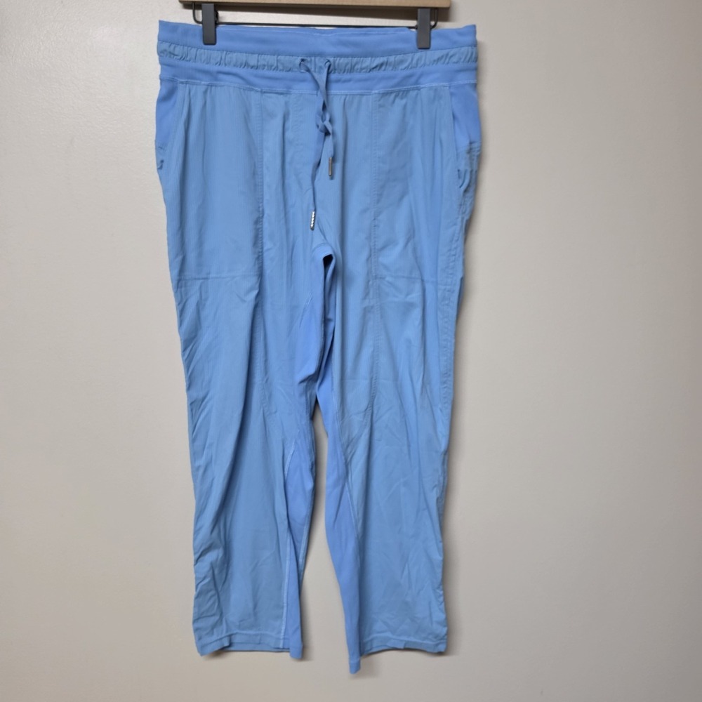 Lululemon Dance Studio MR Jogger Crop Pant Aero Blue Sz 10 Swift LW6CDQS Gym